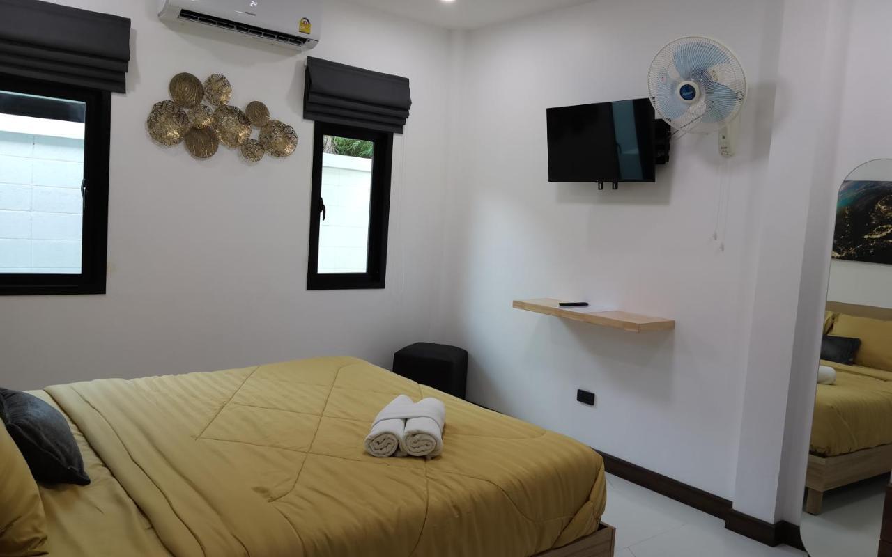 Private Pool Villa With Jacuzzi At Royal Park Village - Walk To The Beach - 6 People - Max 3 Males (Adults Only) Jomtien Beach Exterior foto